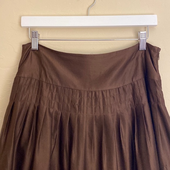 3/$20 Alfani- Silky Chocolate Skirt, 8, EUC - Picture 3 of 11